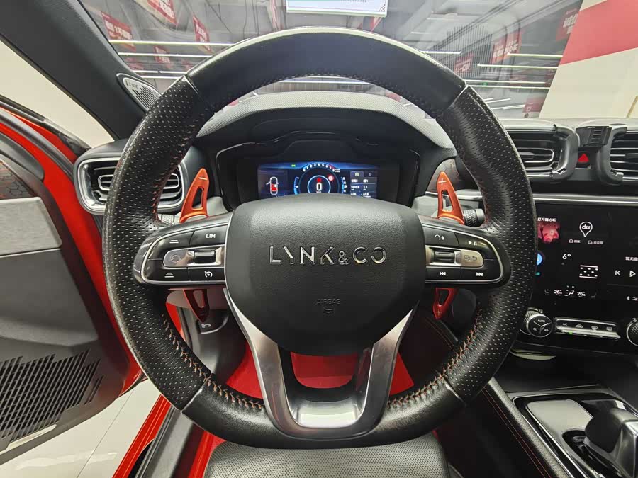 Lynk & Co 03 2020 car image #11