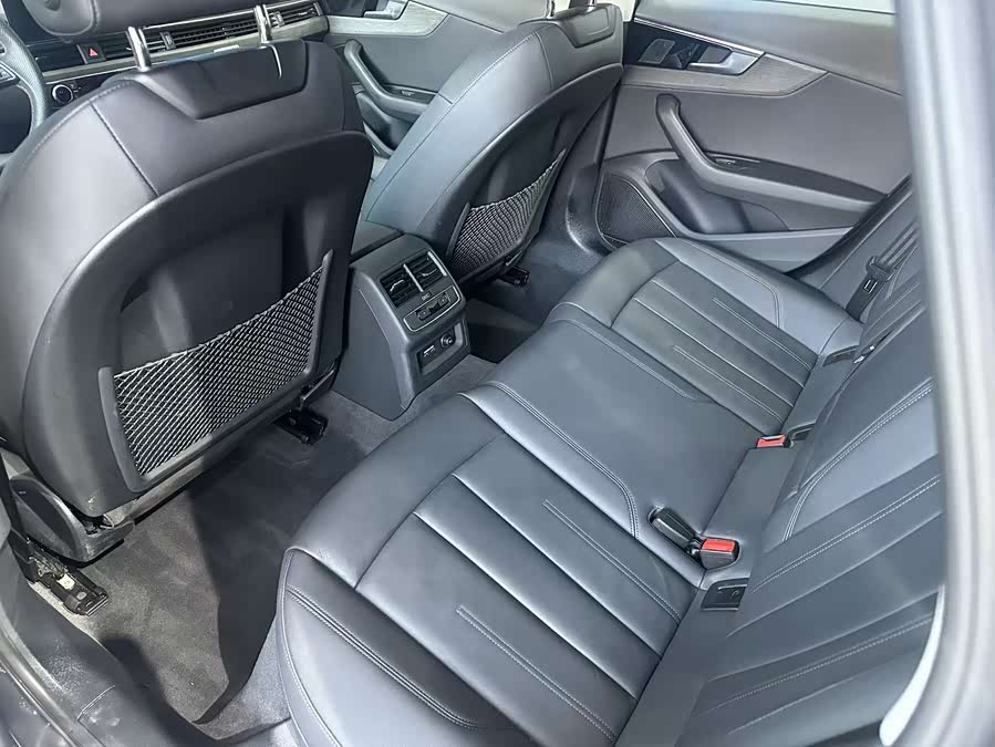 Audi A4 (Imported) 2024 صورة سيارة #11