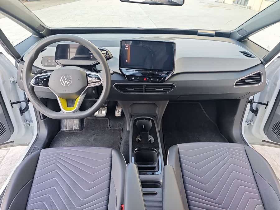 Volkswagen ID.3 2023 #11 Volkswagen ID.3 2023 car image #11