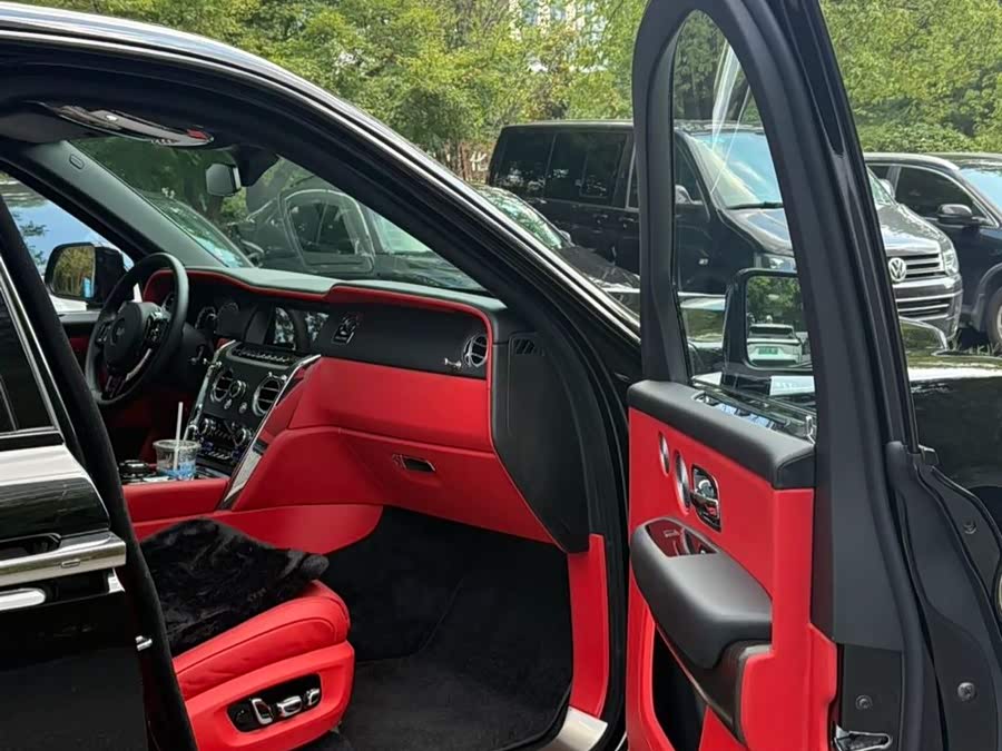 劳斯莱斯 库里南 2019 汽车图片 #11