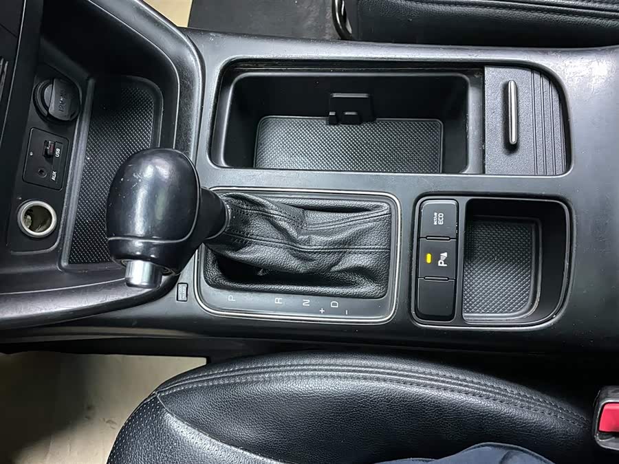 起亚 索兰托 2015 汽车图片 #11