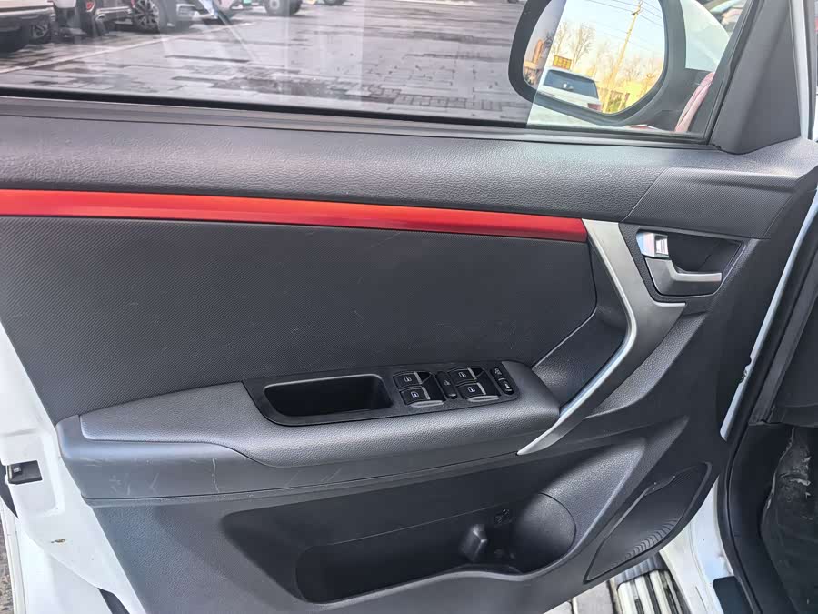 Chery Tiggo 3 2017 car image #11