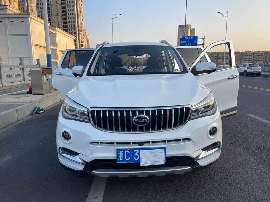 SWM X7 2018 imagen de coche #11