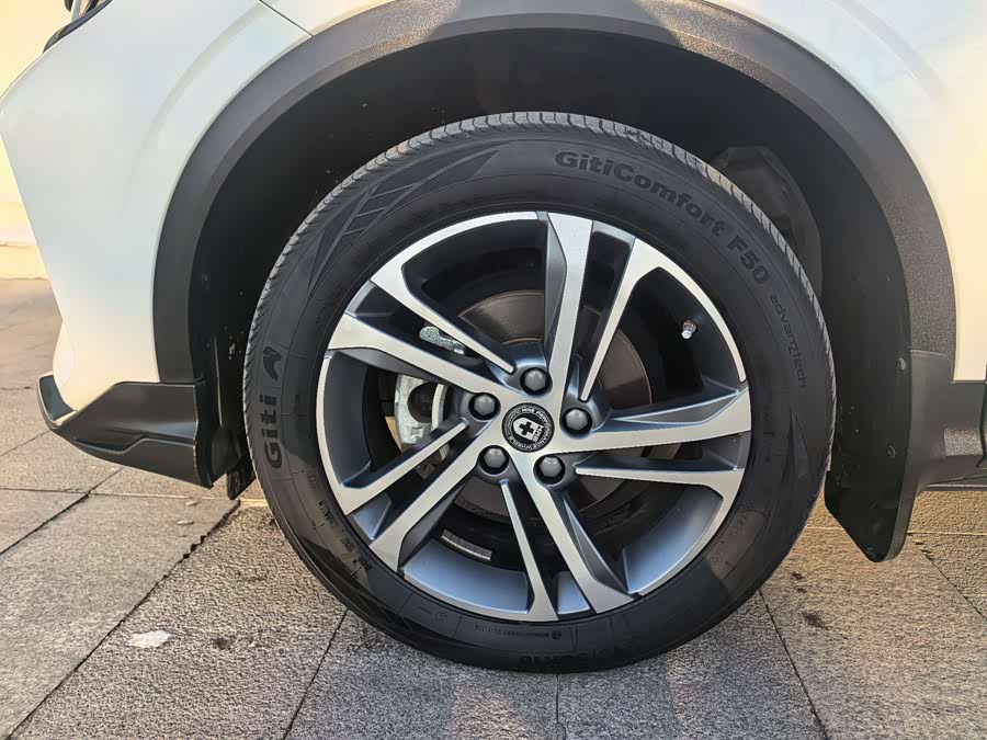GEELY Coolray 2021 car image #11