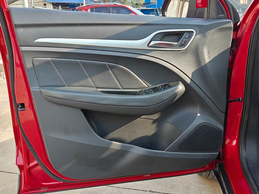 MG ZS 2019 car image #11