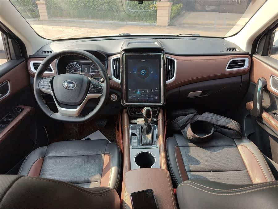 SWM X7 2018 imagen de coche #11