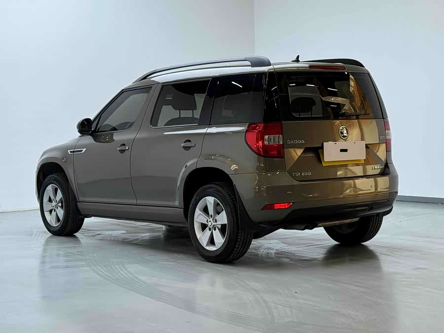 Skoda Yeti 2018 car image #11