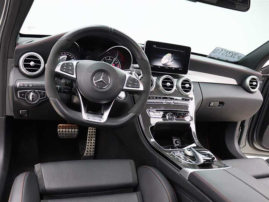 Mercedes-Benz C AMG 2018 immagine di auto #11