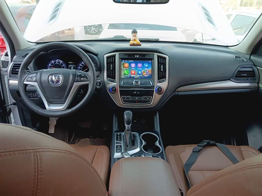 Changan CS95 2018 car image #11