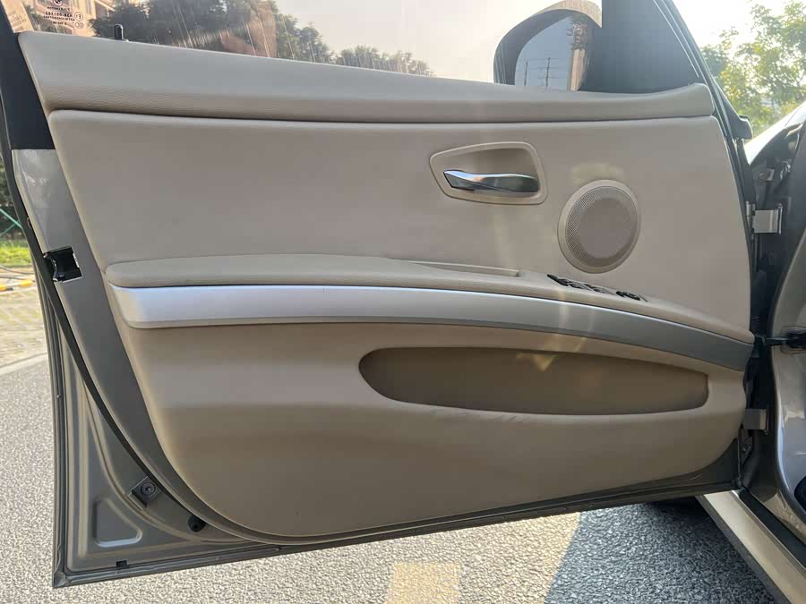 BMW 3 Series (Imported) 2011 immagine di auto #11