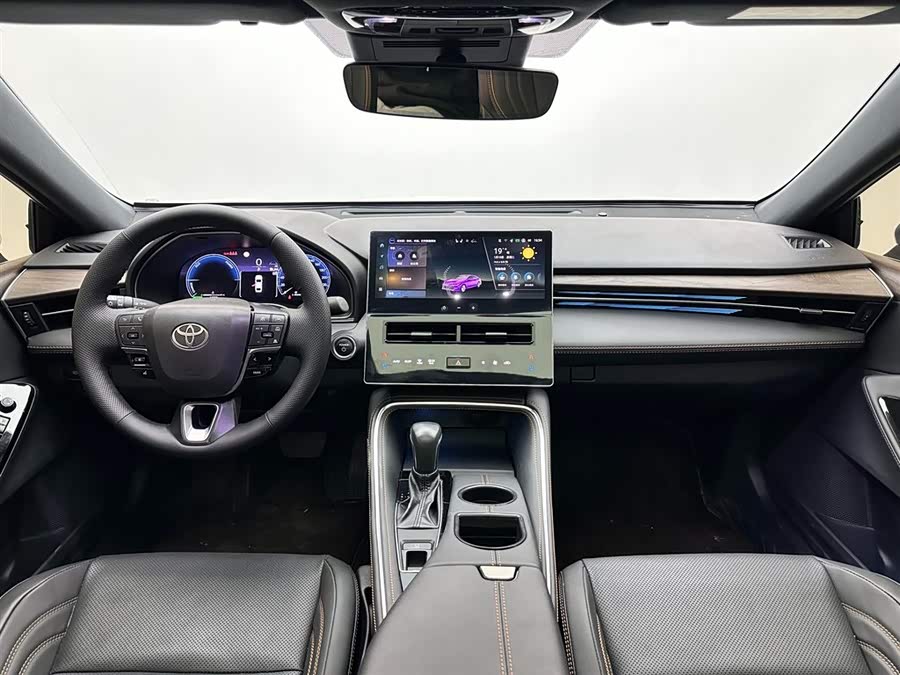 Toyota Avalon 2024 car image #11
