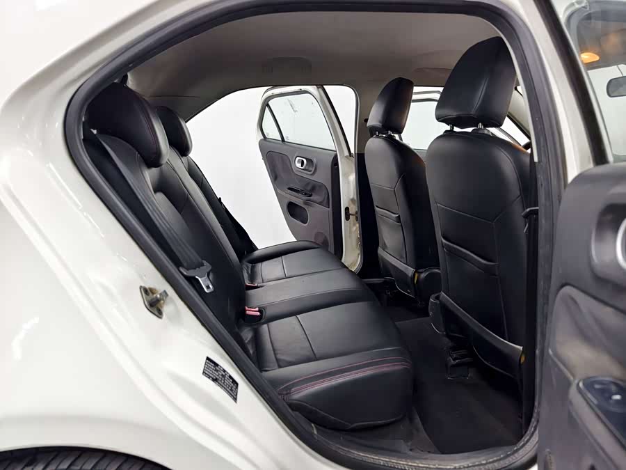 MG 3 2016 car image #11