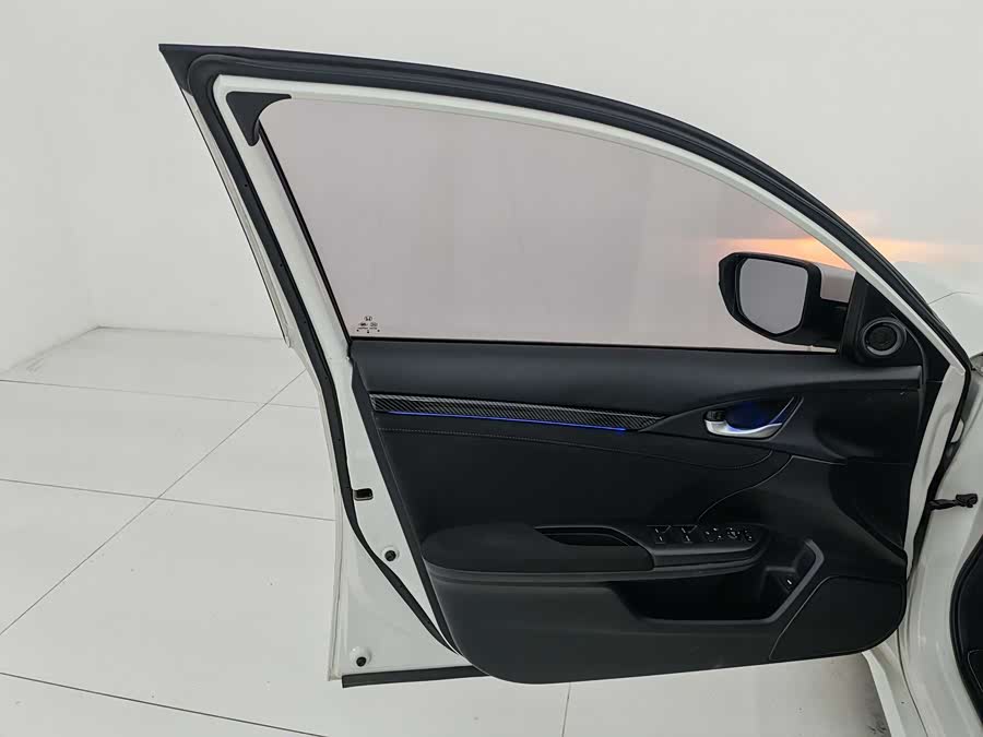 Honda Civic 2019 car image #11