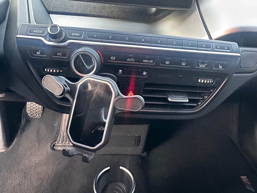 BMW i3 (Imported) 2018 صورة سيارة #11