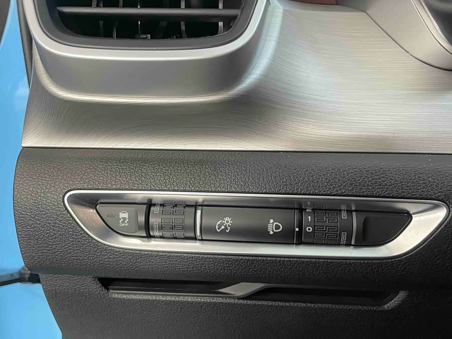 GEELY Coolray 2022 #11 GEELY Coolray 2022 car image #11