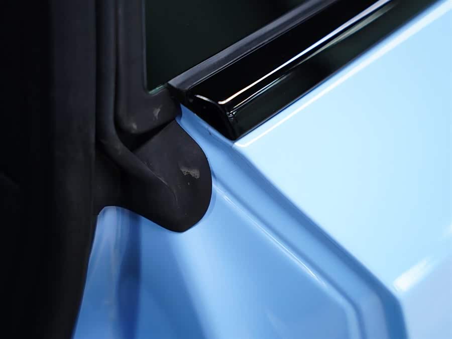 BMW M2 2024 car image #11