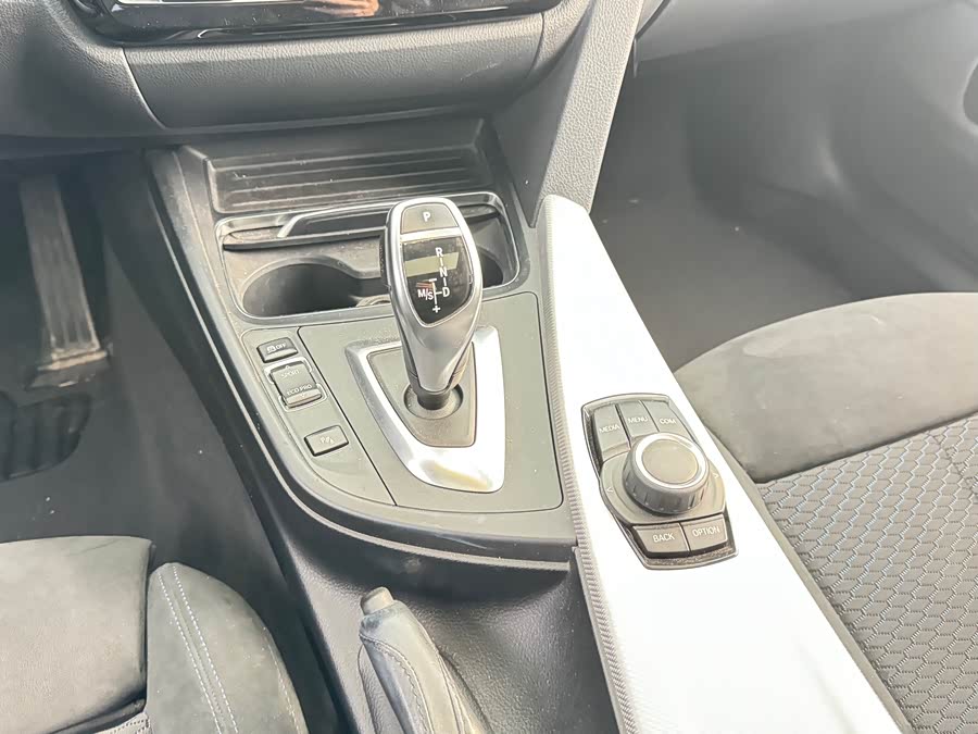 BMW 4 Series 2019 #11 BMW 4 Series 2019 car image #11