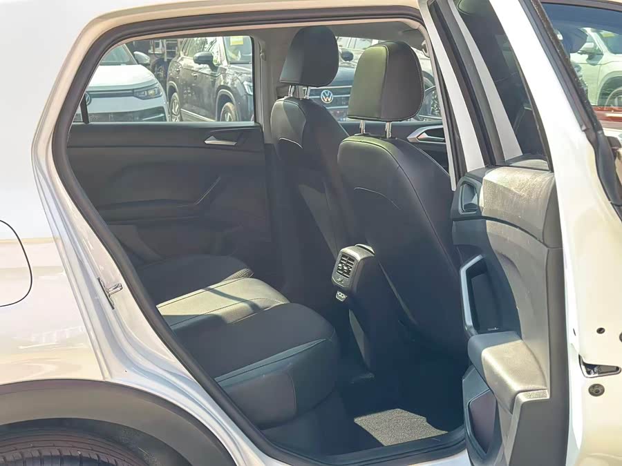 Volkswagen Tacqua 2023 #11 Volkswagen Tacqua 2023 car image #11