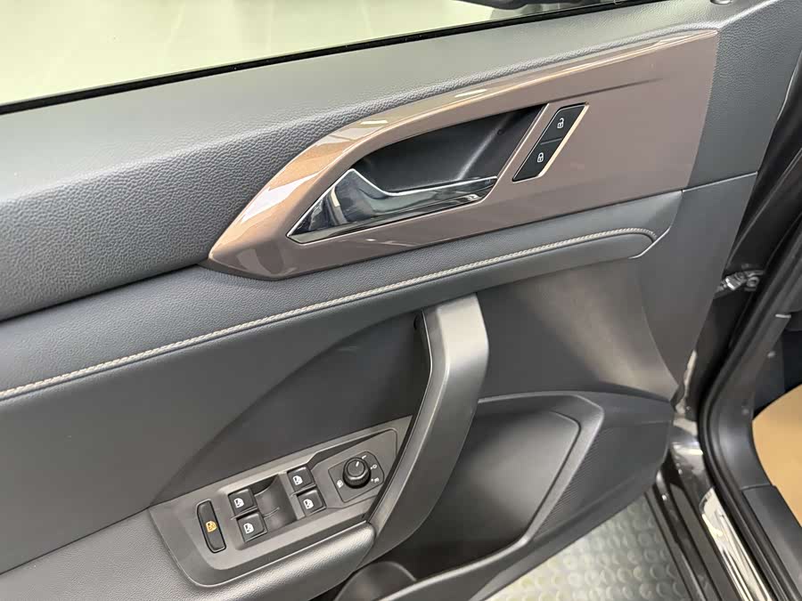 Volkswagen Tharu 2021 #11 Volkswagen Tharu 2021 immagine di auto #11