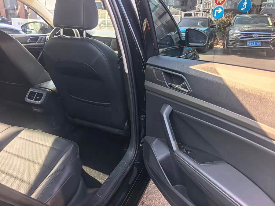 Volkswagen Lavida 2019 #11 Volkswagen Lavida 2019 car image #11