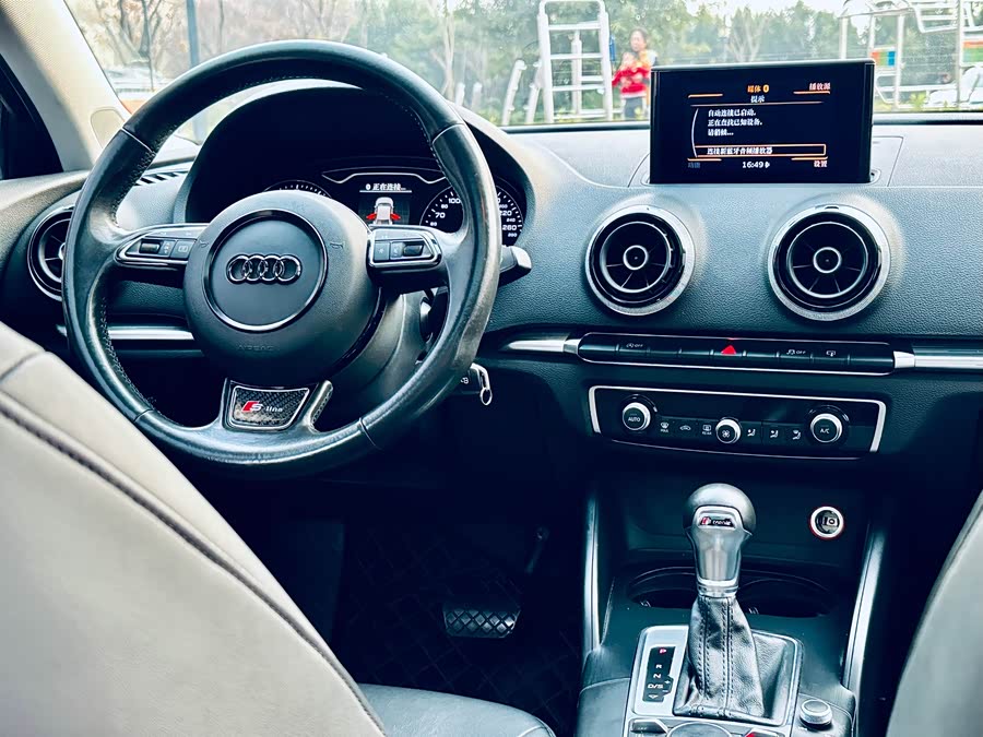 Audi A3 (Imported) 2015 #11 Audi A3 (Imported) 2015 car image #11