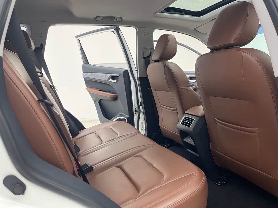 GEELY Vision X6 2023 car image #11