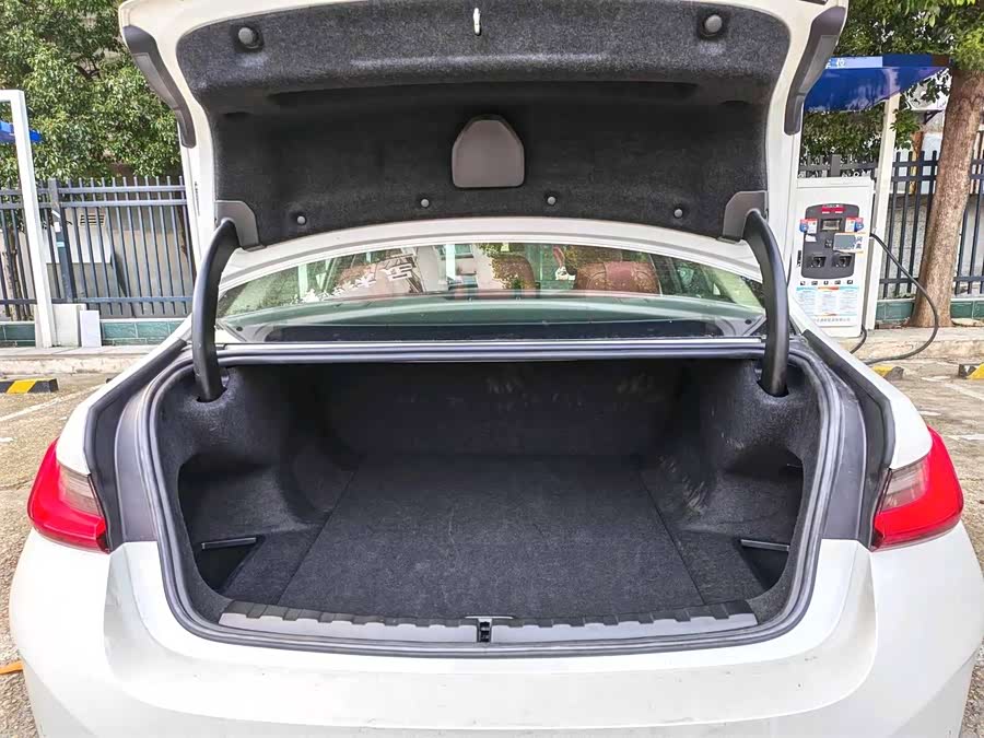 BMW i3 2024 #11 BMW i3 2024 car image #11