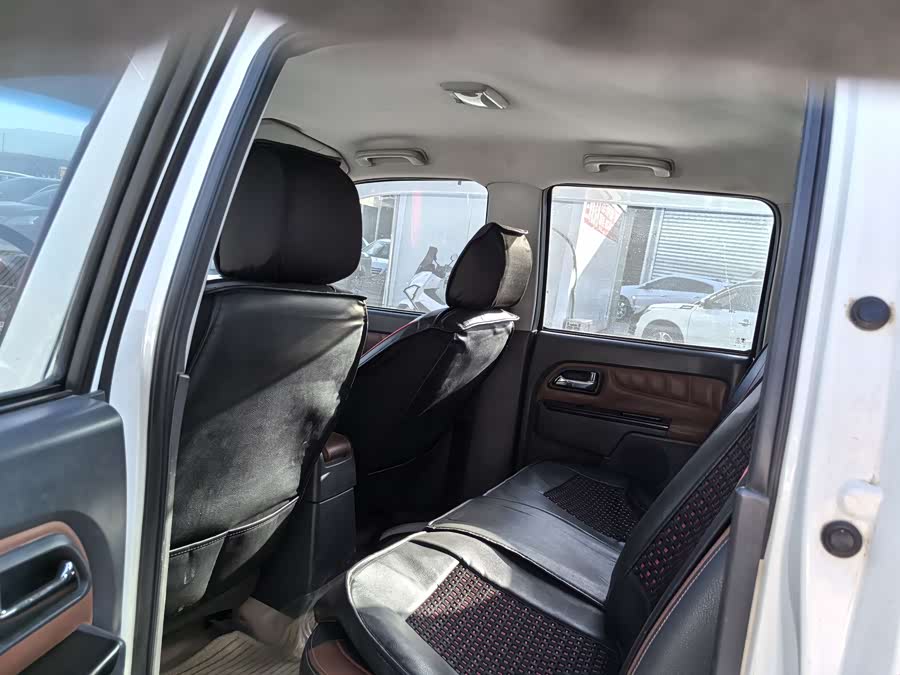 Great Wall Wingle 5 2014 car image #11