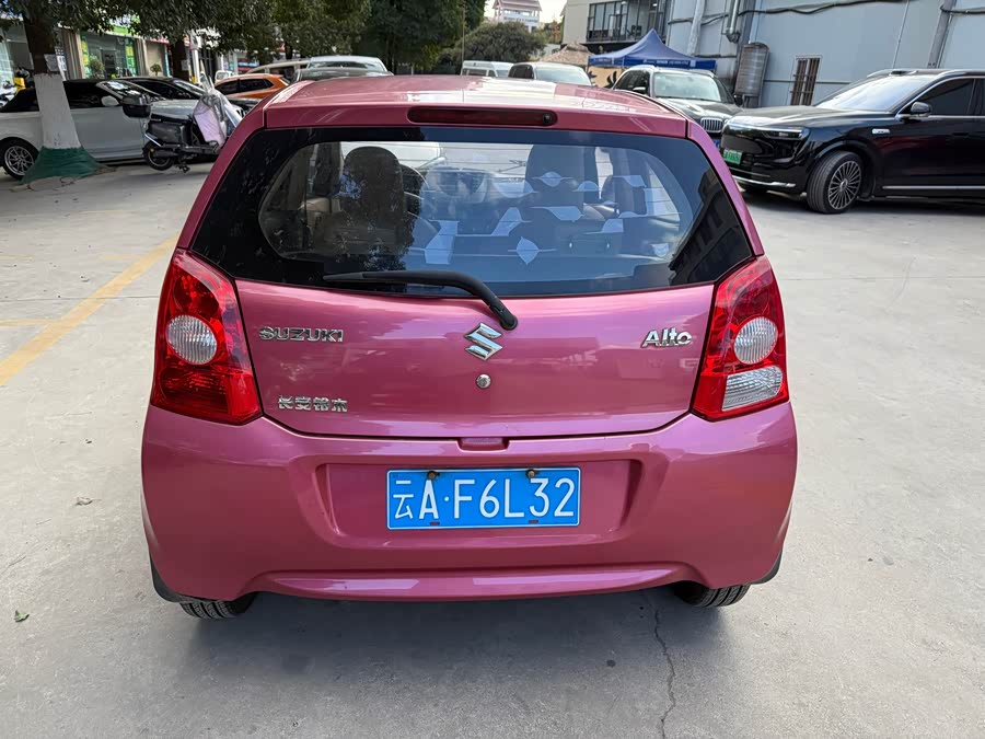 Suzuki Alto 2010 car image #11