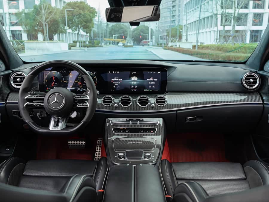 Mercedes-Benz E AMG 2021 immagine di auto #11