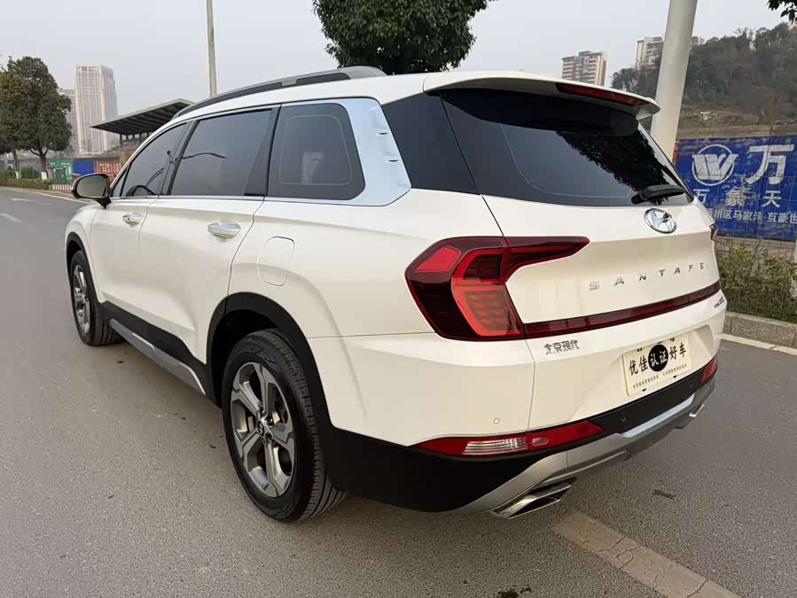 Hyundai Santa Fe 2020 car image #11
