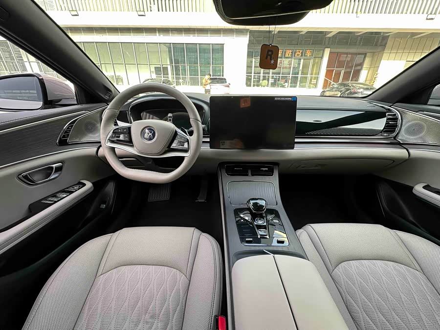 BYD Han 2024 #11 BYD Han 2024 صورة سيارة #11