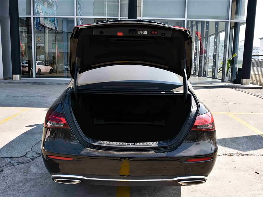 Mercedes-Benz E Class 2023 #11 Mercedes-Benz E Class 2023 car image #11