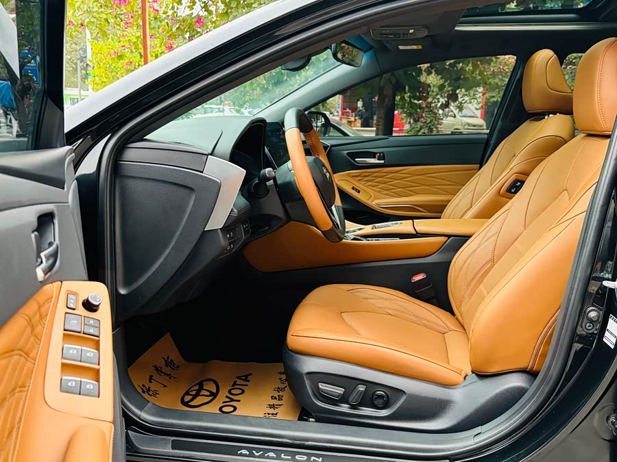 Toyota Avalon 2023 image de voiture #11