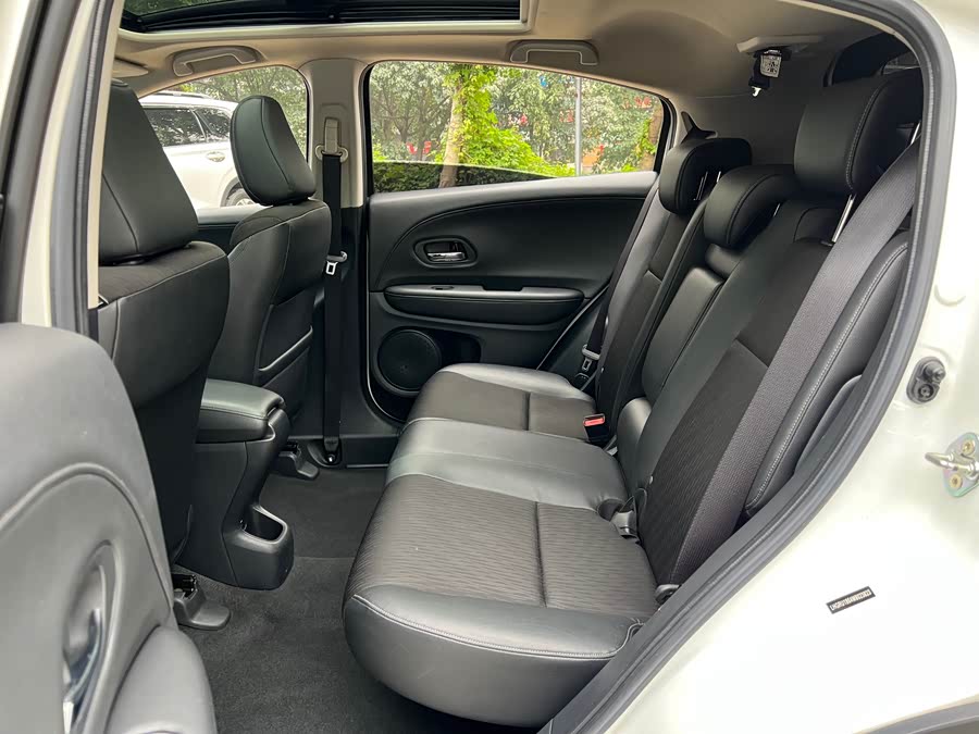 Honda VEZEL 2021 #11 Honda VEZEL 2021 car image #11