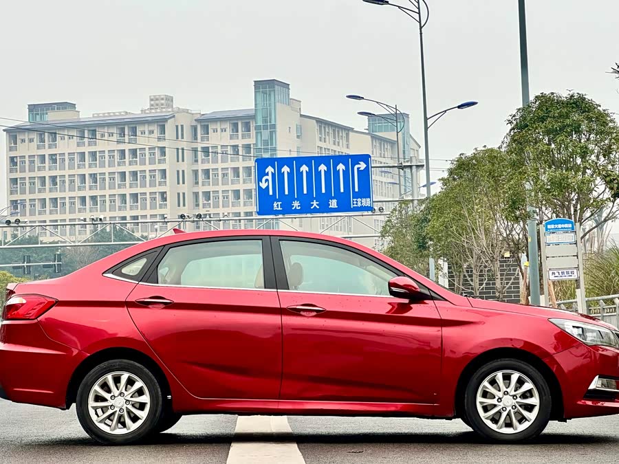 Changan Alsvin V7 2015 car image #11