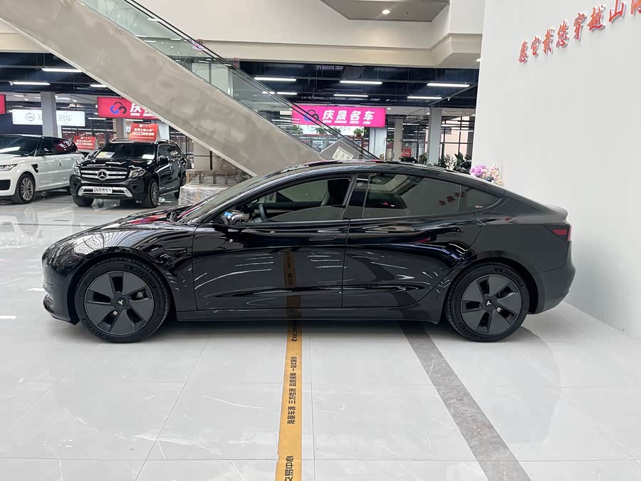 Tesla Model 3 2021 car image #11