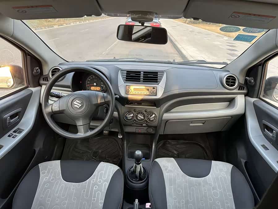 Suzuki Alto 2014 car image #11