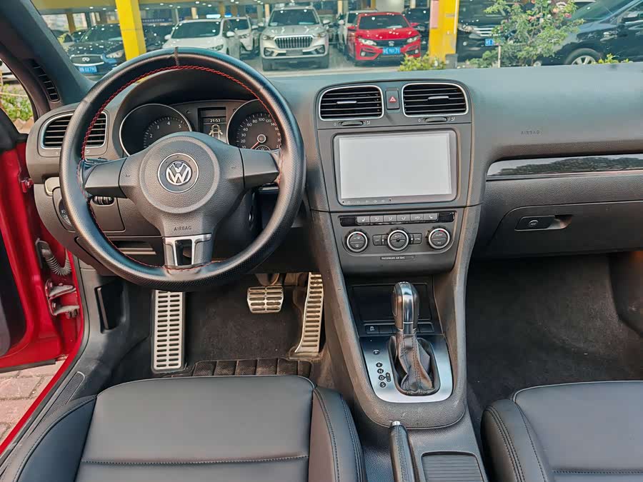 Volkswagen Golf (Imported) 2013 изображение автомобиля #11