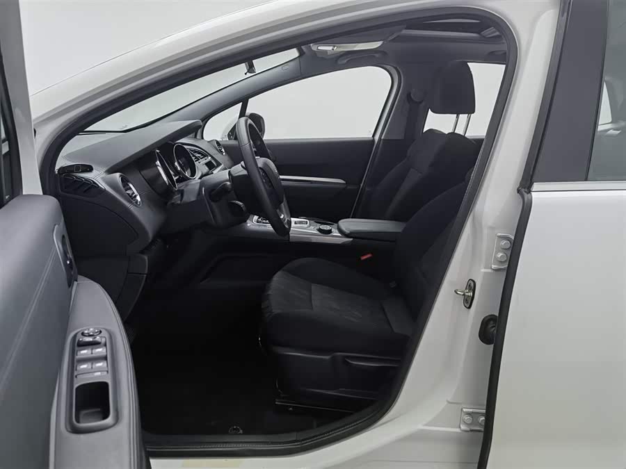 Peugeot 3008 2019 car image #11