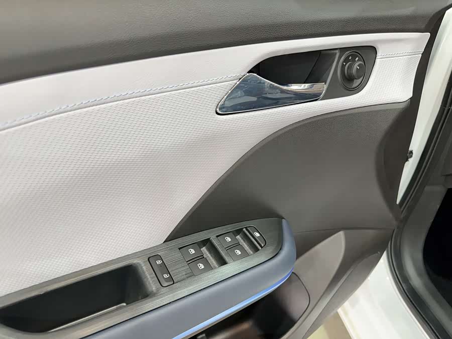 Chevrolet Monza 2025 car image #11