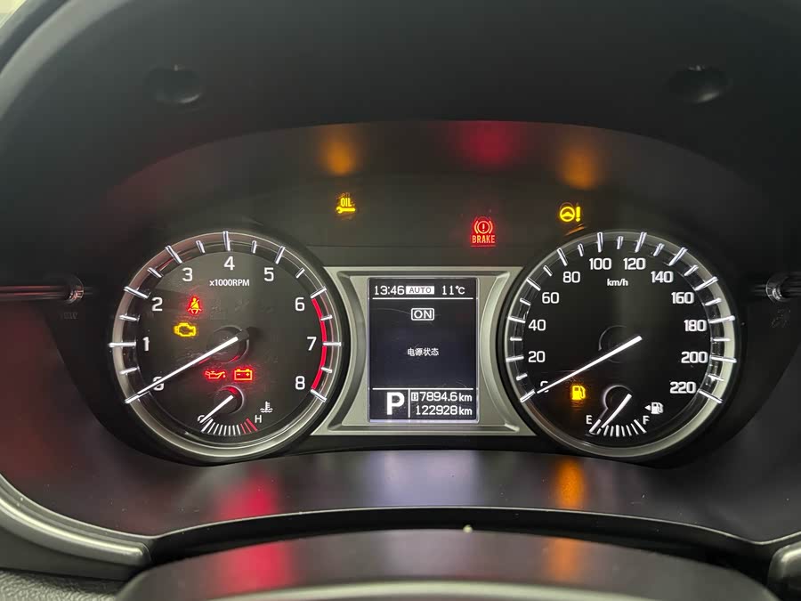 Suzuki Vitara 2015 car image #11