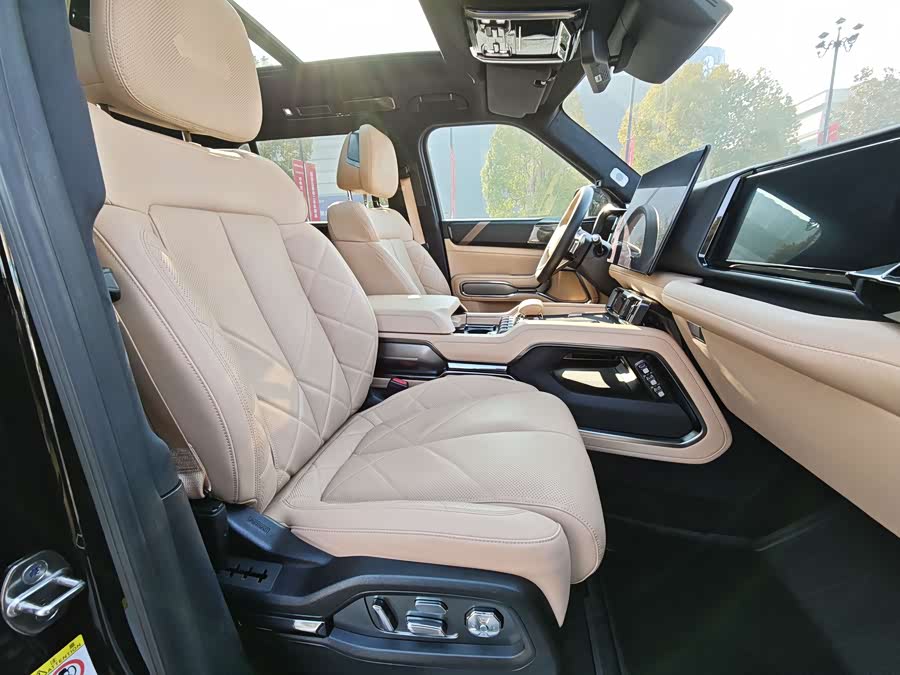 FangChengBao Leopard 8 2024 car image #11