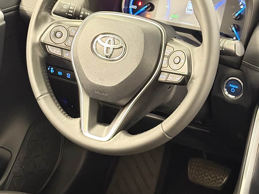 Toyota RAV4 2021 car image #11