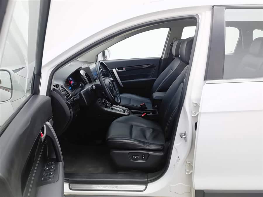 Chevrolet Captiva 2015 #11 Chevrolet Captiva 2015 car image #11
