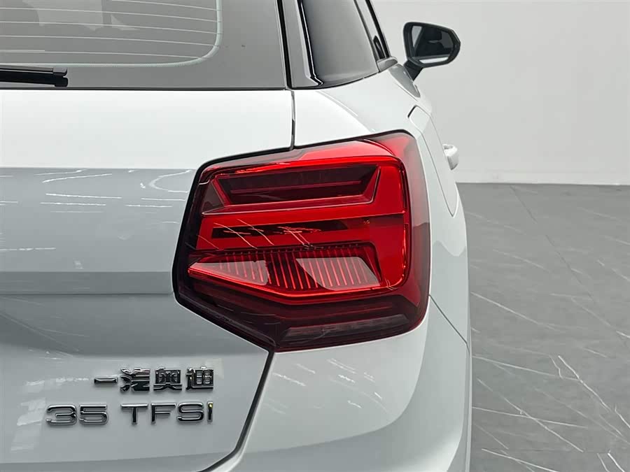 Q2L 2025 car image #11