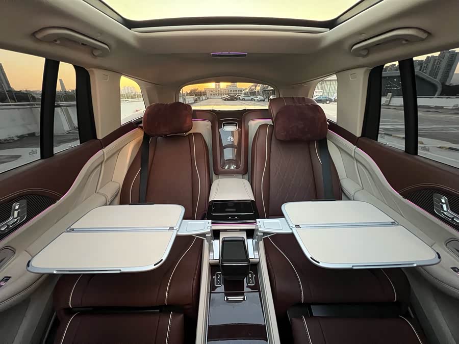 Mercedes-Benz GLS Class 2024 car image #11