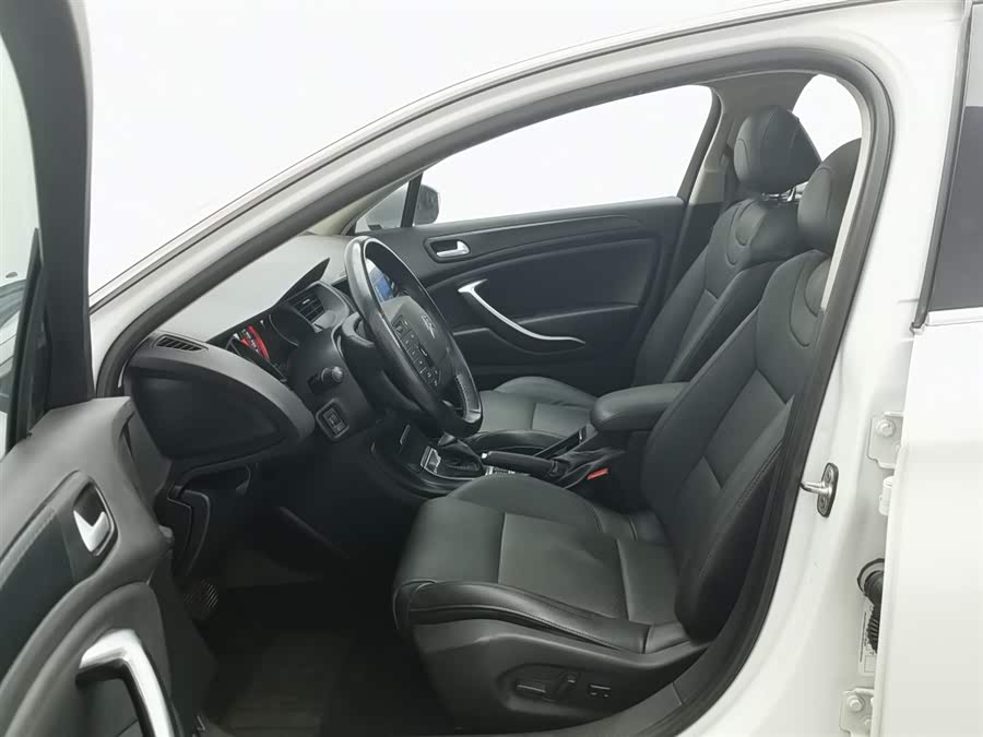 Citroen C5 2014 car image #11