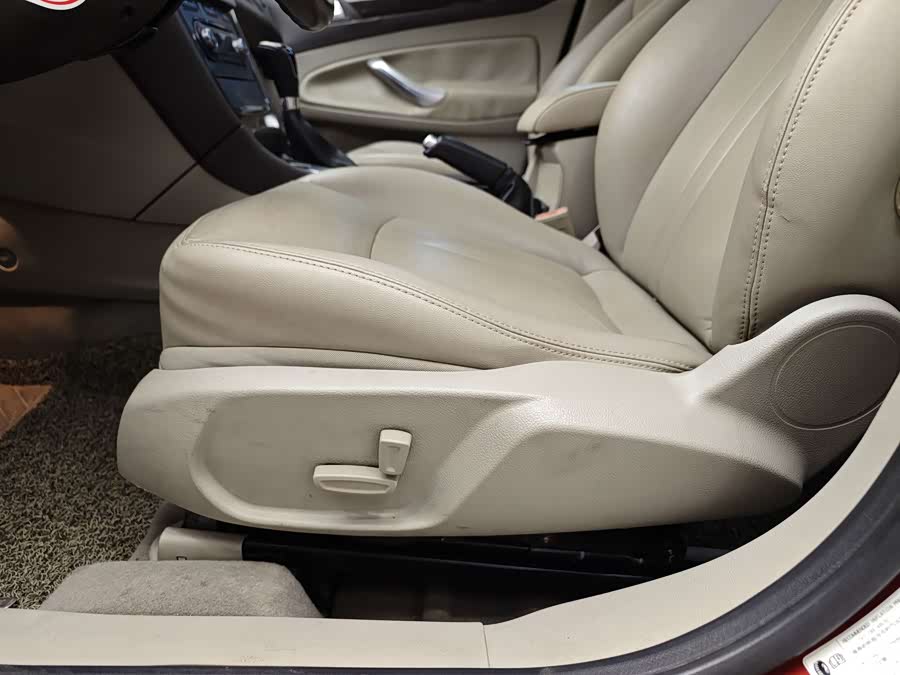 Ford Mondeo-Zhisheng 2012 car image #11