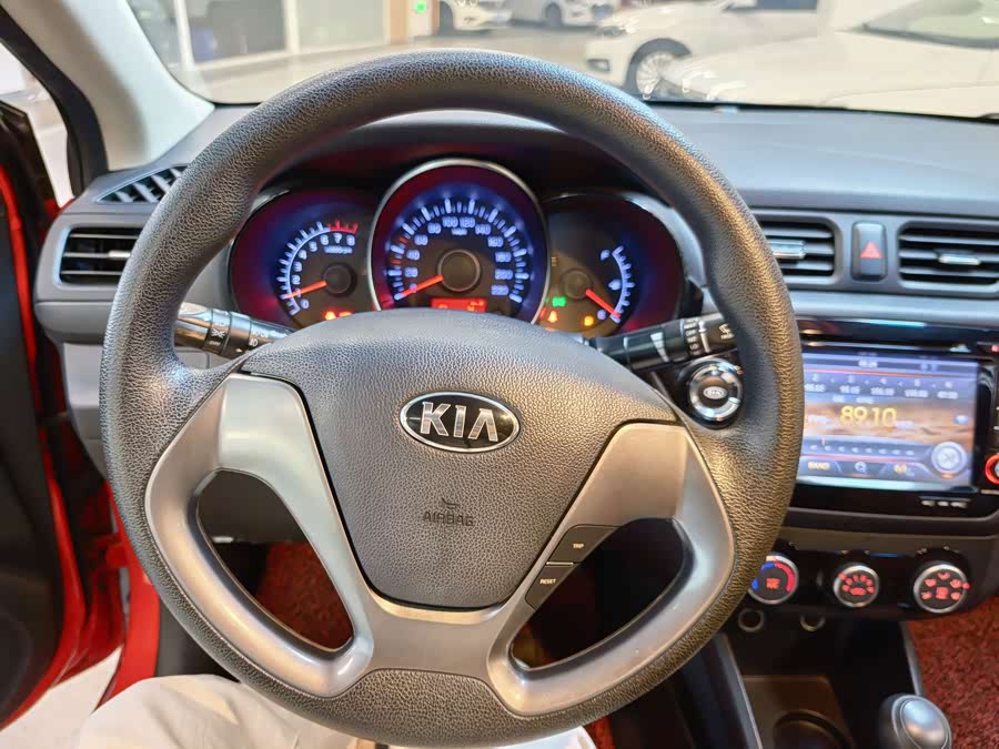 起亚 起亚K2 2015 汽车图片 #11